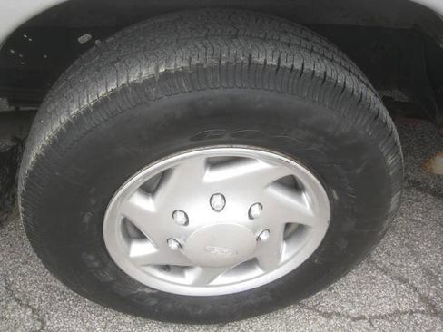 Used 2013 Ford E-350 and Econoline 350 Extended Super Duty w/ PWR Group image 40