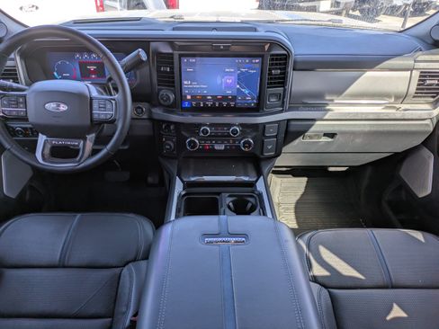 Used 2025 Ford F250 Platinum AWD/4WD image 14