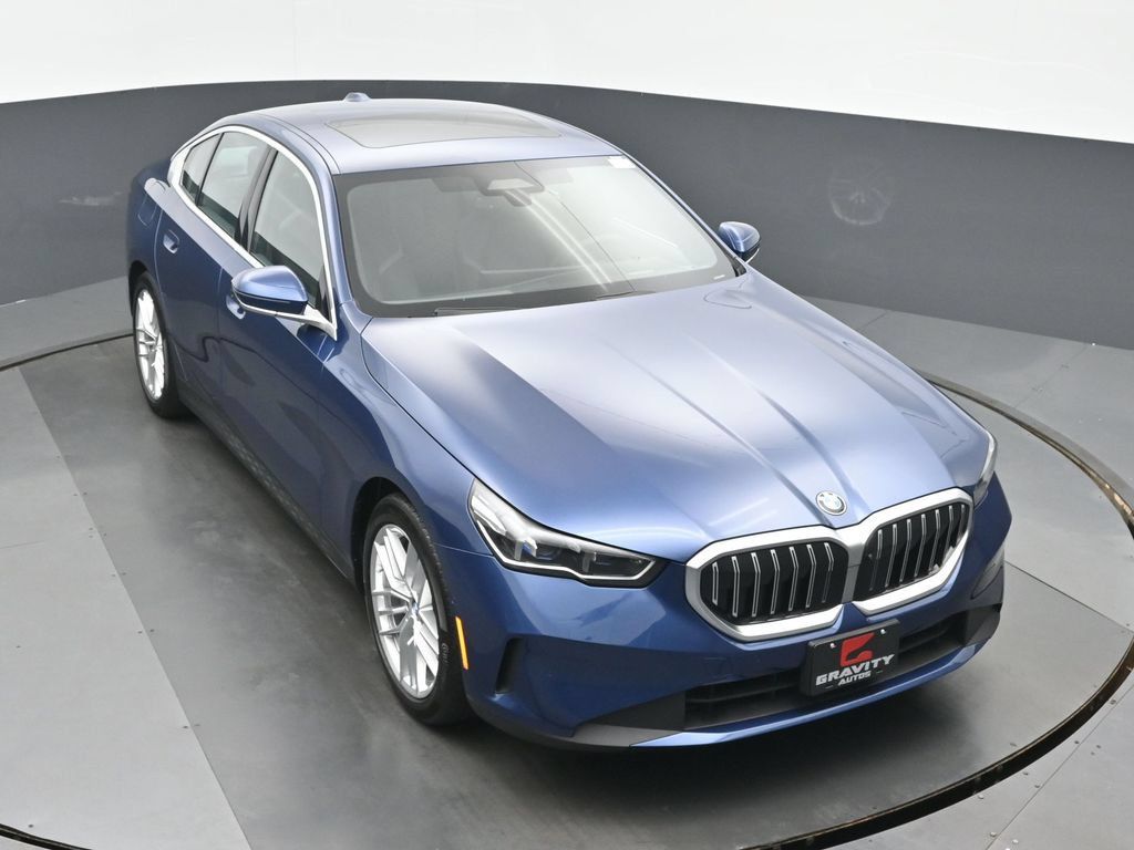 Used 2024 BMW 530i xDrive w/ Premium Package AWD/4WD image 34