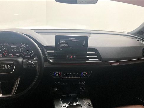 Used 2018 Audi Q5 Prestige AWD/4WD image 6