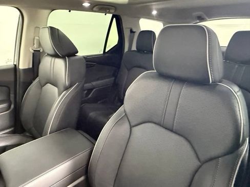 Used 2025 Honda Pilot Elite image 32