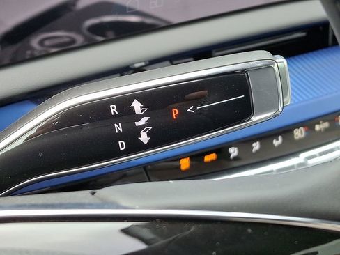 New 2026 Cadillac Optiq Luxury 1 image 7