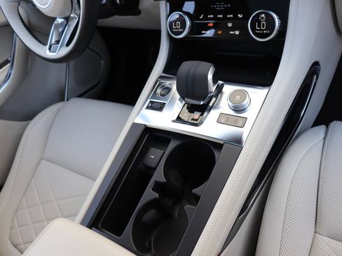 Used 2021 Jaguar F-PACE S AWD/4WD image 54