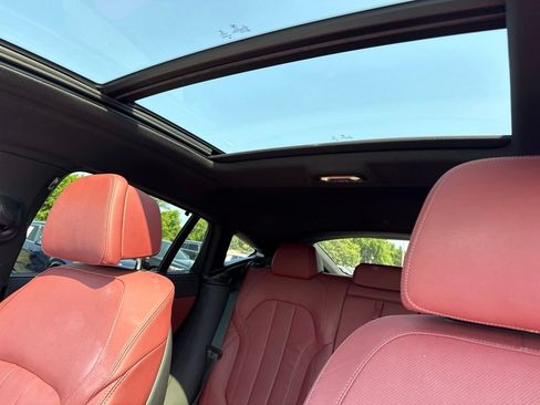 Used 2022 BMW X6 M50i w/ Premium Package AWD/4WD image 16