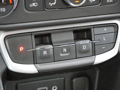 Used 2022 GMC Terrain SLE w/ Driver Convenience Package AWD/4WD image 41