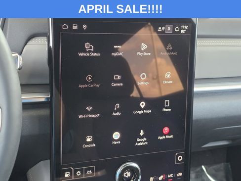 Used 2026 GMC Terrain Elevation w/ Elevation Premium Package FWD image 18