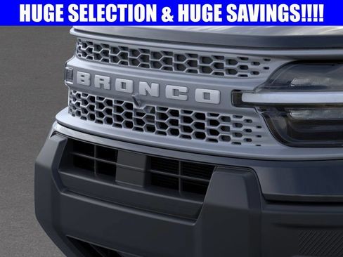New 2025 Ford Bronco Sport Outer Banks AWD/4WD image 17