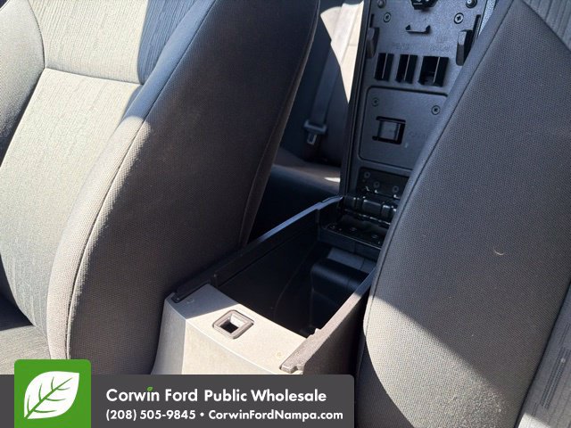 Used 2010 Ford Focus SE FWD image 23