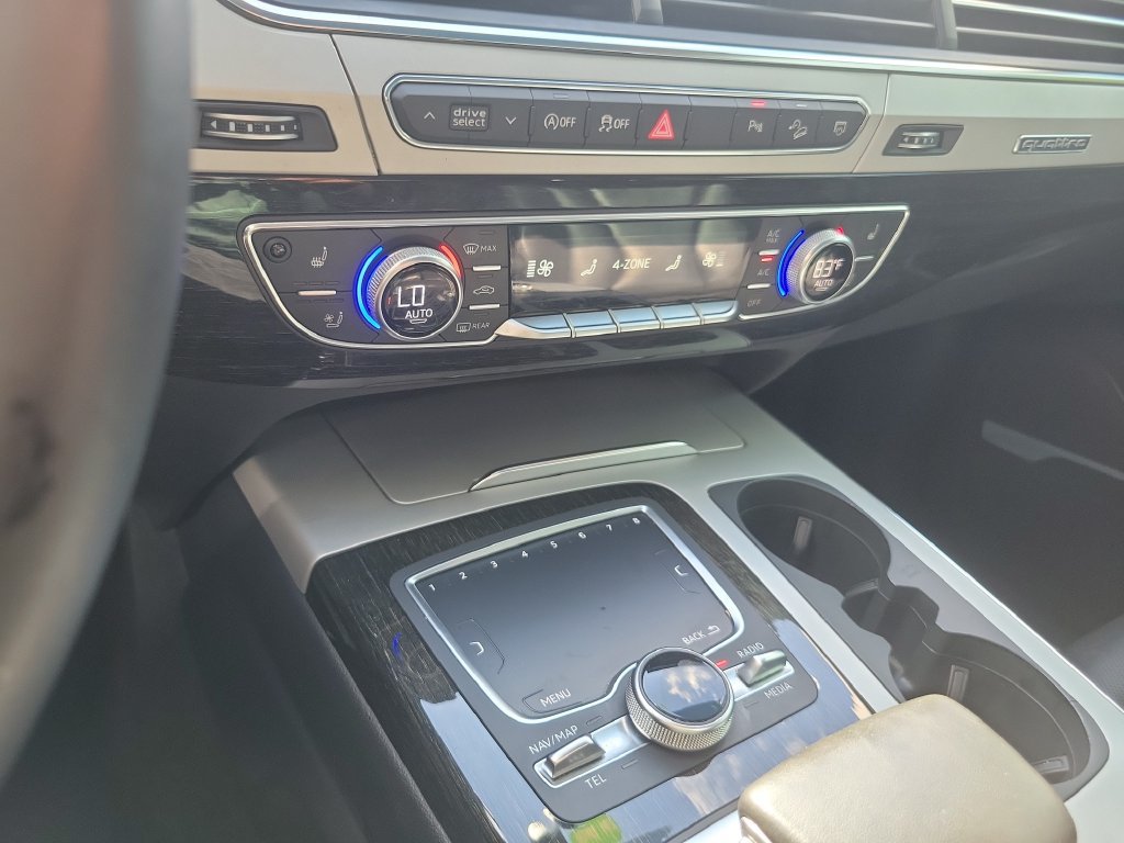 Used 2019 Audi Q7 2.0T Premium Plus w/ Premium Plus Package AWD/4WD image 38