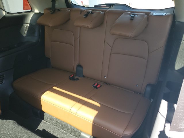 Certified 2025 Nissan Pathfinder Platinum w/ Cargo Package FWD image 35