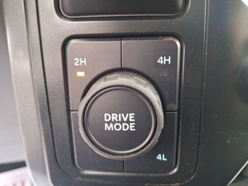 Used 2024 Ford F150 XLT image 15