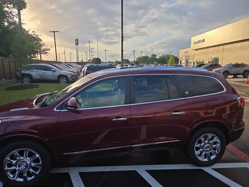 Used 2015 Buick Enclave Premium w/ Trailering Package image 3