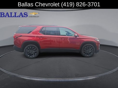 Certified 2023 Chevrolet Traverse RS w/ LPO, Floor Liner Package image 9