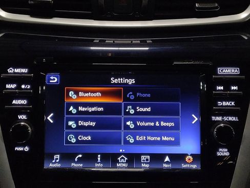 Used 2018 Nissan Murano S image 25