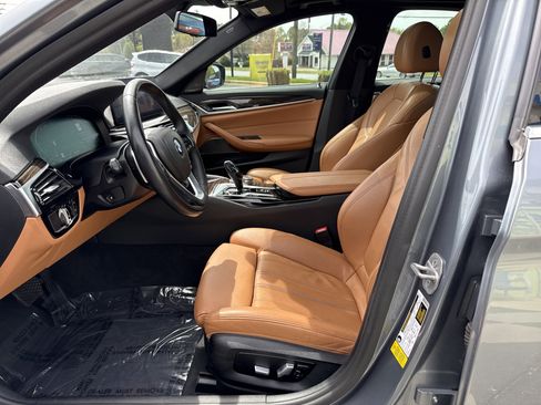 Used 2021 BMW 540i w/ Premium Package RWD image 16