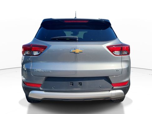 Used 2024 Chevrolet TrailBlazer LT w/ Driver Confidence Package FWD image 5