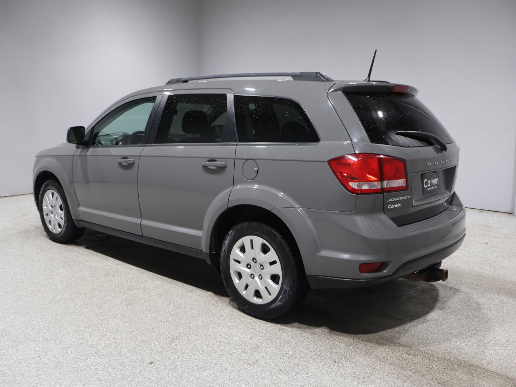Used 2019 Dodge Journey SE FWD image 4