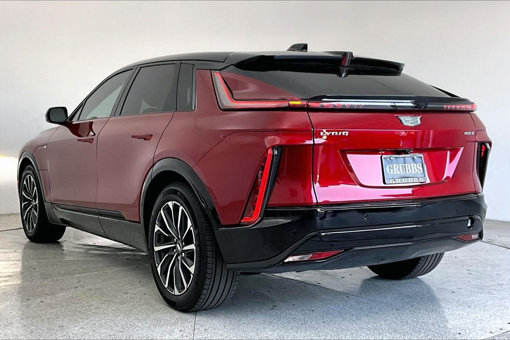 Used 2025 Cadillac Lyriq Sport RWD image 15
