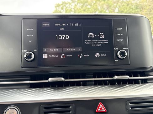 Used 2024 Kia Carnival LX image 23