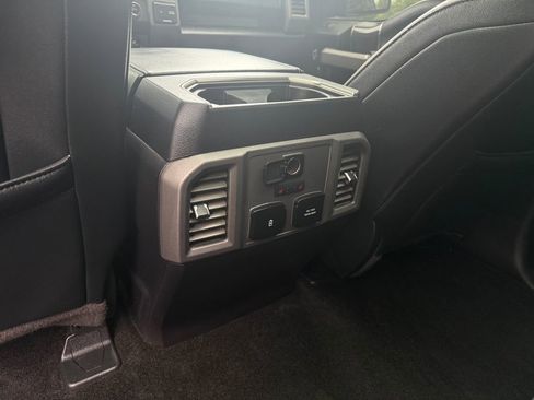 Used 2018 Ford F150 Raptor w/ Equipment Group 802A Luxury AWD/4WD image 38