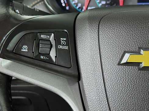 Used 2022 Chevrolet Trax LT w/ Driver Confidence Package AWD/4WD image 13