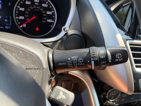 Used 2020 Mitsubishi Eclipse Cross ES AWD/4WD image 31