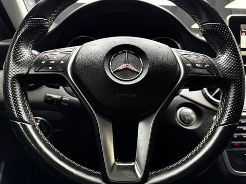 Used 2015 Mercedes-Benz GLA 250 image 22