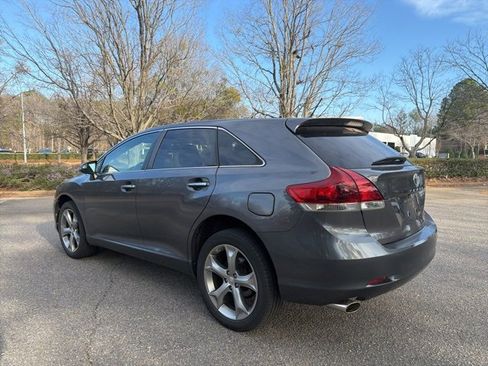 Used 2014 Toyota Venza XLE image 8