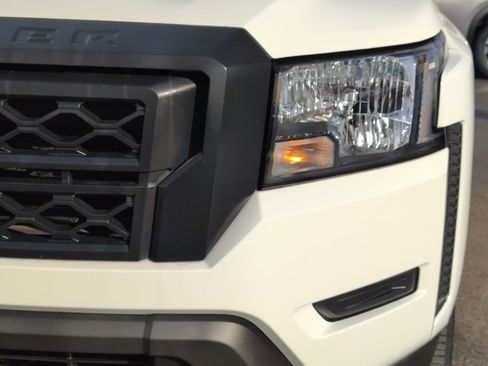 Certified 2024 Nissan Frontier S w/ Technology Package image 11