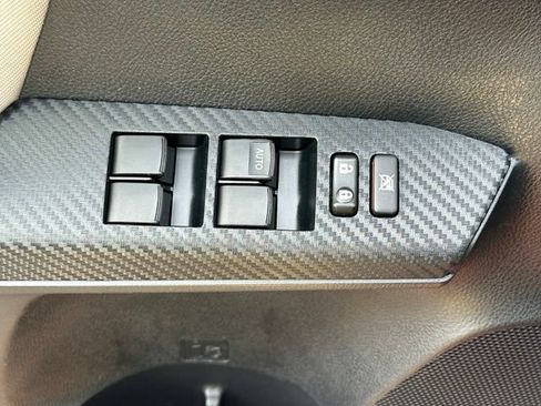 Used 2013 Toyota RAV4 XLE AWD/4WD image 22