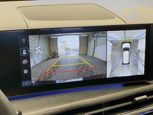 Used 2024 Hyundai Santa Fe Limited image 10