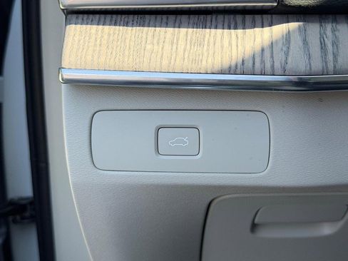 Used 2024 Volvo XC90 B6 Ultimate image 18