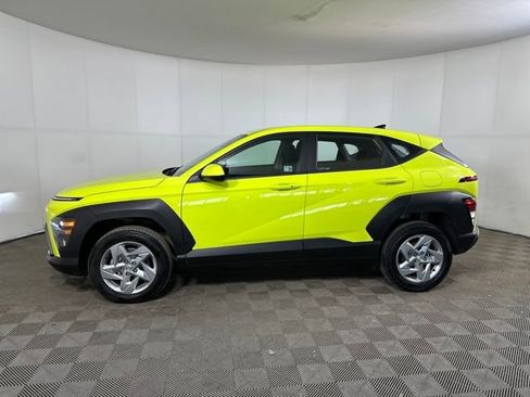 Used 2024 Hyundai Kona SE image 6