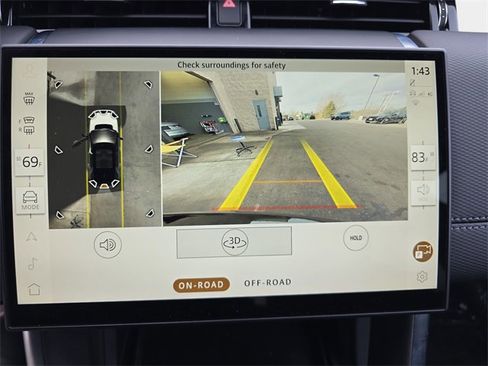 Used 2024 Land Rover Discovery Sport Dynamic SE image 23