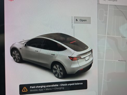 Used 2021 Tesla Model Y Long Range AWD/4WD image 9