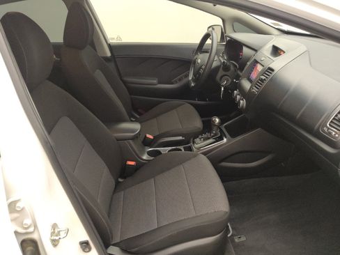 Used 2018 Kia Forte LX FWD image 21