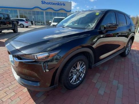 Used 2017 MAZDA CX-5 Touring image 5