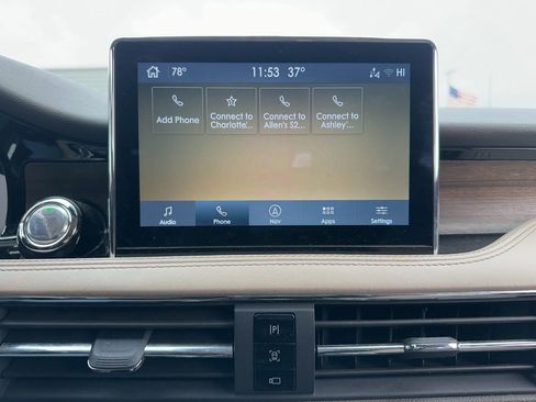 Used 2021 Lincoln Corsair Reserve image 28