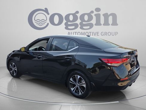 Used 2022 Nissan Sentra SV FWD image 3