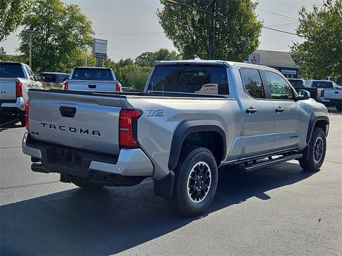 New 2025 Toyota Tacoma TRD Off-Road image 2