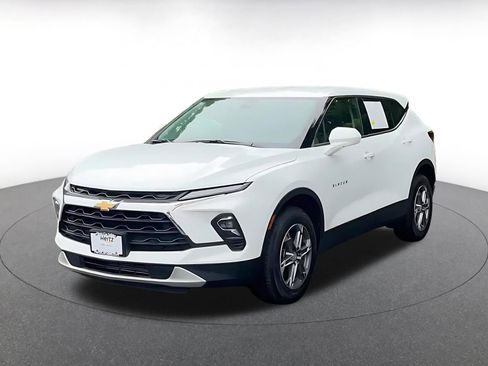 Used 2025 Chevrolet Blazer LT FWD image 7