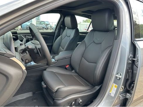 New 2026 Cadillac CT5 V RWD image 6
