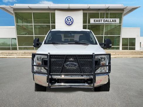 Used 2022 Ford F250 XL w/ Power Equipment Group AWD/4WD image 2