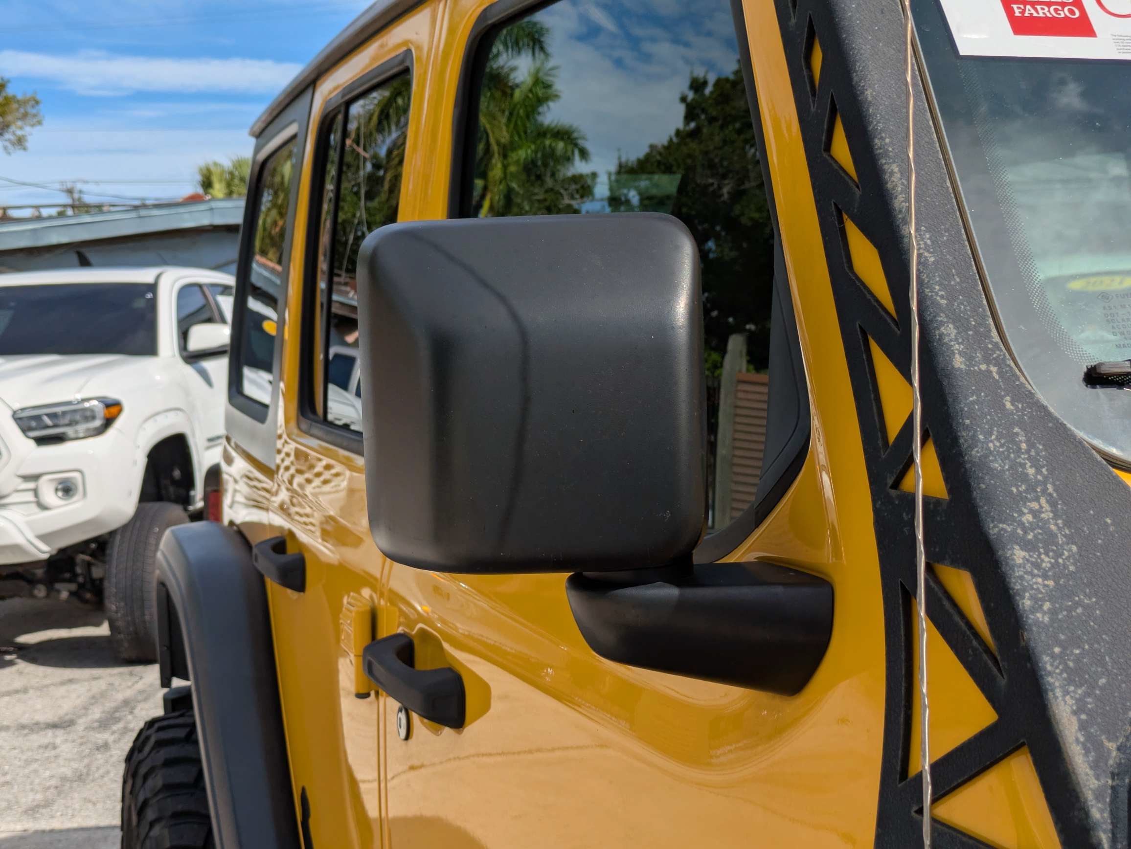 Used 2018 Jeep Wrangler Unlimited Rubicon AWD/4WD image 15
