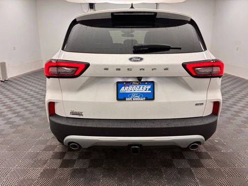New 2026 Ford Escape SE w/ Class II Trailer Tow Package image 11
