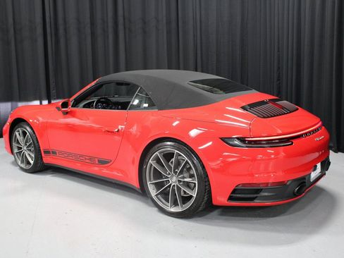 Certified 2024 Porsche 911 Carrera image 3