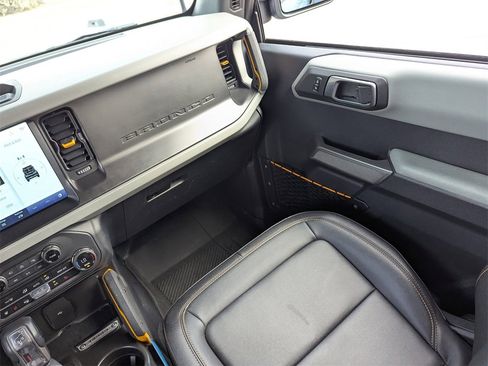 Used 2023 Ford Bronco Badlands image 20