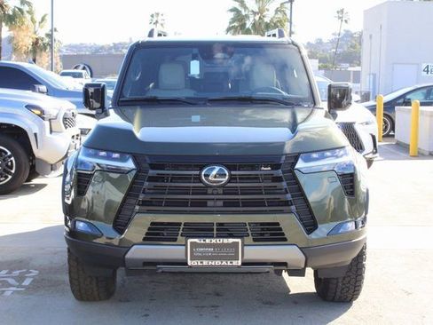 Certified 2025 Lexus GX 550 image 2