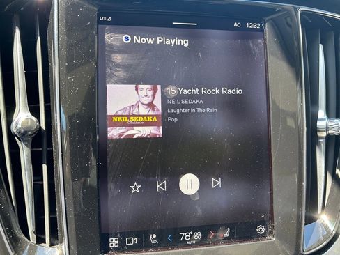 Certified 2024 Volvo S60 B5 Core image 23