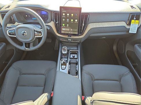 New 2026 Volvo XC60 B5 Core w/ Climate Package image 17